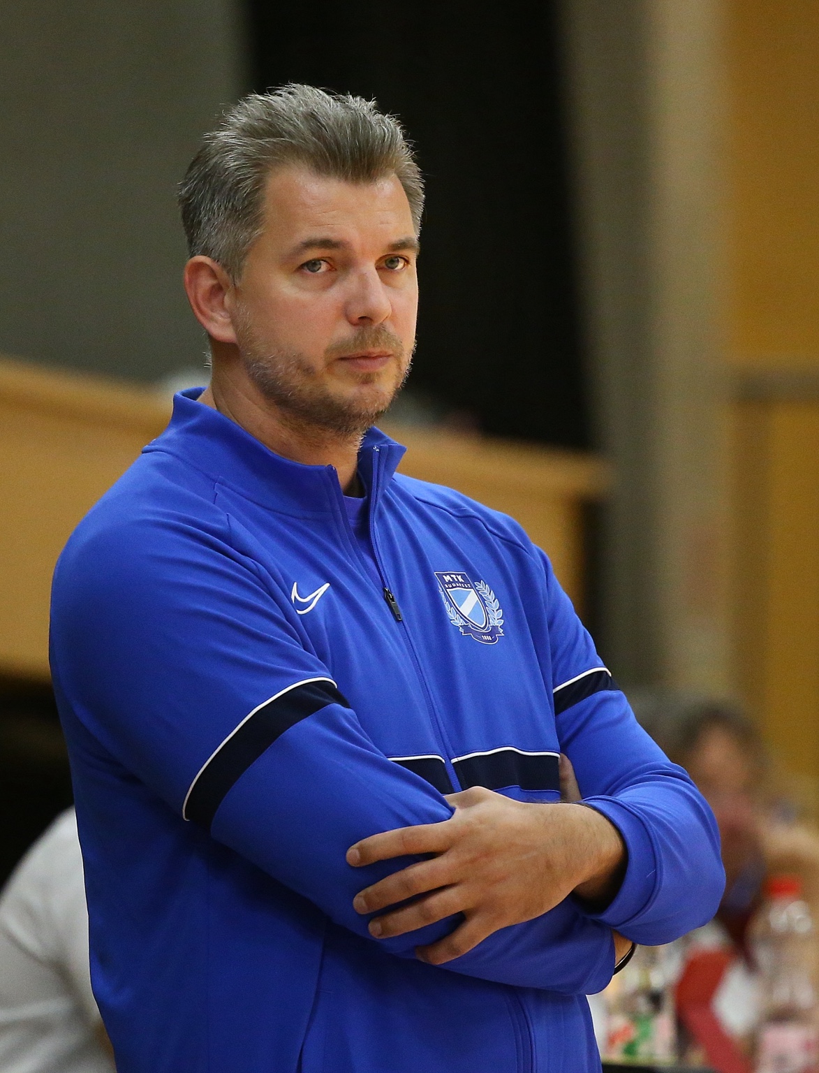 Báthori Gábor az MTK U18 kézilabdacsapat edzőjeként
